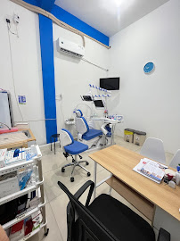 Circle Dental Clinic Surabaya