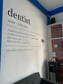 Circle Dental Clinic Surabaya