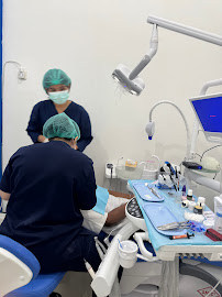 Circle Dental Clinic Surabaya