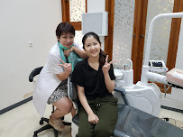 Shiny Smile Aesthetic Dental Clinic [Pasang Behel dan Implan Gigi]