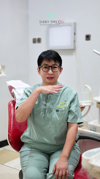 Shiny Smile Aesthetic Dental Clinic [Pasang Behel dan Implan Gigi]