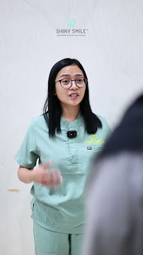 Shiny Smile Aesthetic Dental Clinic [Pasang Behel dan Implan Gigi]