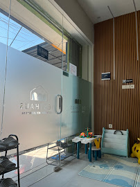KLINIK GIGI UTAMA DENTHAUS AESTHETIC DENTAL CLINIC
