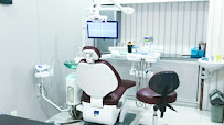Good Dentist Royal Ketintang in Surabaya
