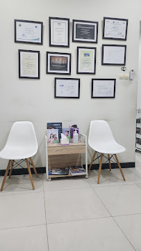 Maximilian Dental Center