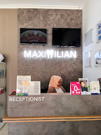 Maximilian Dental Center