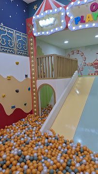 KLINIK GIGI OMDC Surabaya - Dharmahusada