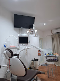Smile Dental Solution Surabaya