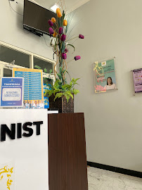 M.Budi.A Dental Care - Gunung Anyar