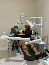 Azzahra Dental Care - Surabaya (Dokter Gigi Surabaya)