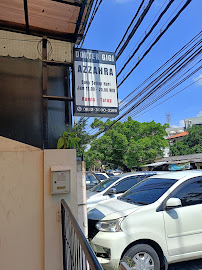 Azzahra Dental Care - Surabaya (Dokter Gigi Surabaya)