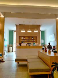 Klinik dokter gigi Surabaya barat - Craun dental solution natura