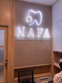 Dokter Gigi Umum dan Spesialis Surabaya MERR - NAFA Dental Aesthetic