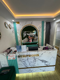 TEETH CARE SURABAYA (DOKTER GIGI)