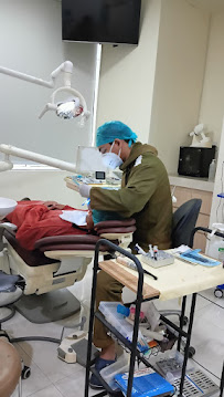 At Dentist Surabaya by drg Adip Natryo,Sp.KG - Endodontist & Orthodontist Surabaya Selatan