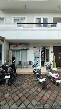 21 Dental Care Regensi 21 Surabaya