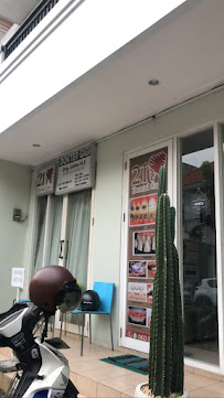 21 Dental Care Regensi 21 Surabaya