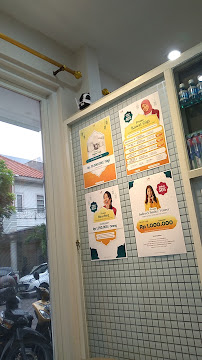 21 Dental Care Regensi 21 Surabaya