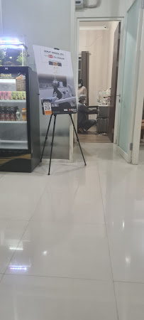 iSmile Dental Care East