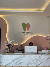 Clear Dental Center Surabaya ( Dokter Gigi & Spesialis Orthodontist )