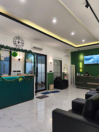 Rungkut Dental Center