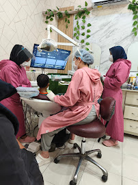 Rungkut Dental Center