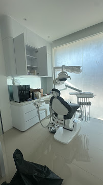 iSmile Dental Care Northwest in Surabaya