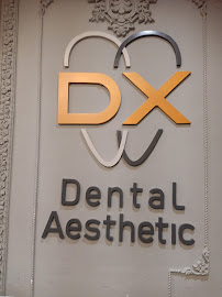 DX Dental Aesthetic (Dokter Gigi Spesialis Surabaya)