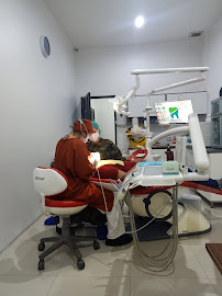 Apolonia Dental Care Surabaya - Klinik Dokter Gigi Surabaya Barat