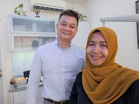 Dokter Gigi Spesialis Ortodonti - Orthodontist Surabaya Kerry Anogia