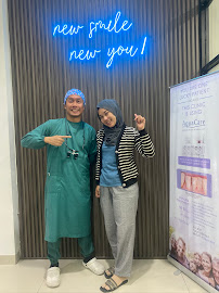 Dokter Gigi Surabaya | Dokter Gigi Spesialis Surabaya | Drg. Yusuf B Pamungkas, Sp. KG | New Look Dental Care