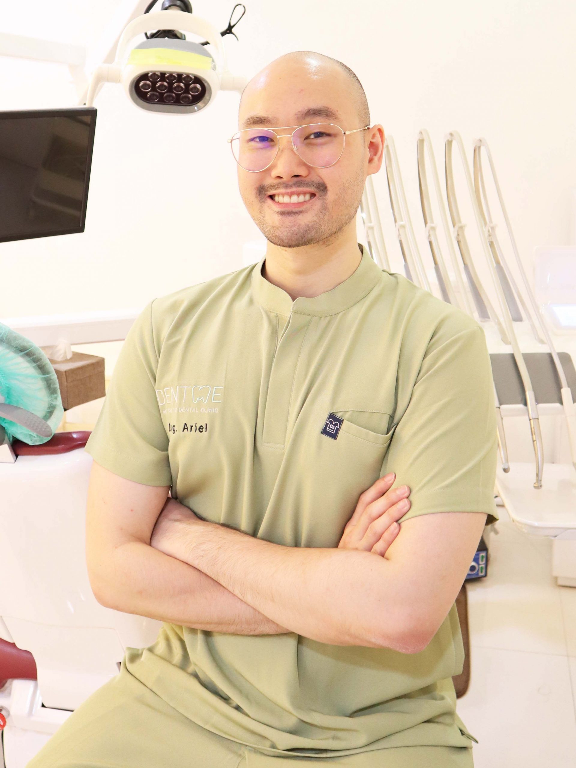 Dentist (Drg.) Ariel Vincent Widjaja - General dentistry