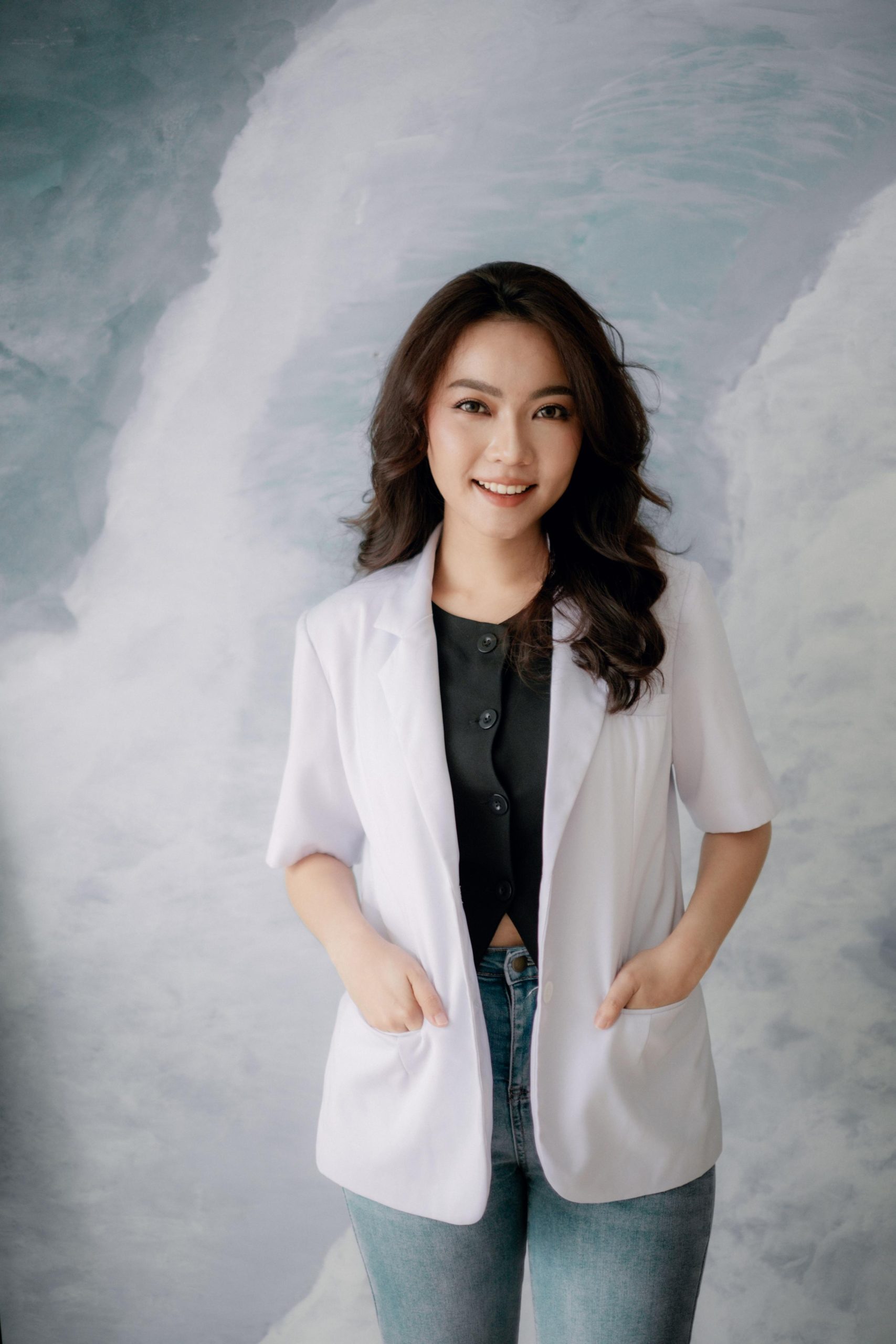 Dentist (Drg.) Alicia Surya - General dentistry