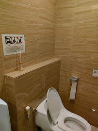 Ezmo Dental Aesthetic Clinic - WEST