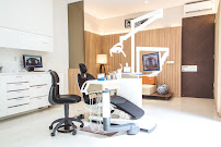 Ezmo Dental Aesthetic Clinic - WEST