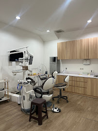 Klinik Dokter Gigi Surabaya ( Dentistree Ngagel)