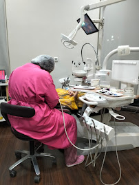 Klinik Dokter Gigi Surabaya ( Dentistree Ngagel)