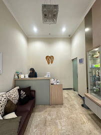 Klinik Dokter Gigi Surabaya ( Dentistree Ngagel)