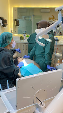 AVA Dental Aesthetic | DOKTER GIGI BANDUNG