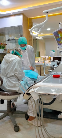 AVA Dental Aesthetic | DOKTER GIGI BANDUNG