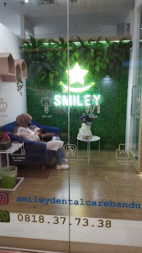 Happy Dental Clinic Paris Van Java