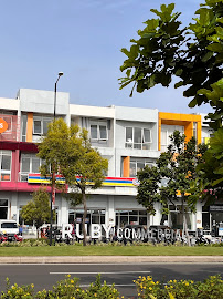 Praktik Dokter Gigi (Drg Dinni & Drg Rangga) / DR Dental Care