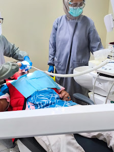 Praktik Dokter Gigi (Drg Dinni & Drg Rangga) / DR Dental Care