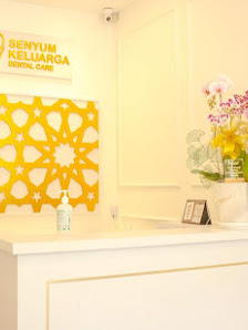 Senyum Keluarga Dental Care