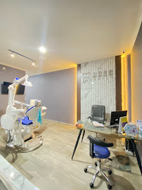 ODAC Family Signature – Dental Clinic Bandung: Scaling, Behel, Implan & Bleaching