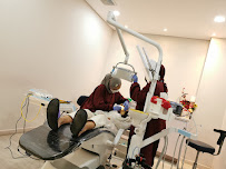 Jaya Specialist Dental Centre