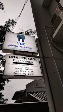 Evo Dental Care (VDC) / Dokter Gigi Spesialis Prosto