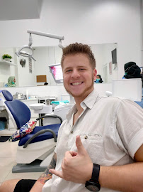 Evo Dental Care (VDC) / Dokter Gigi Spesialis Prosto