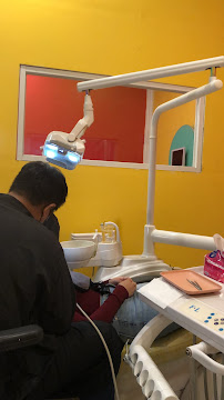 Dokter Gigi Halat (Part Of Medan Dental Center)