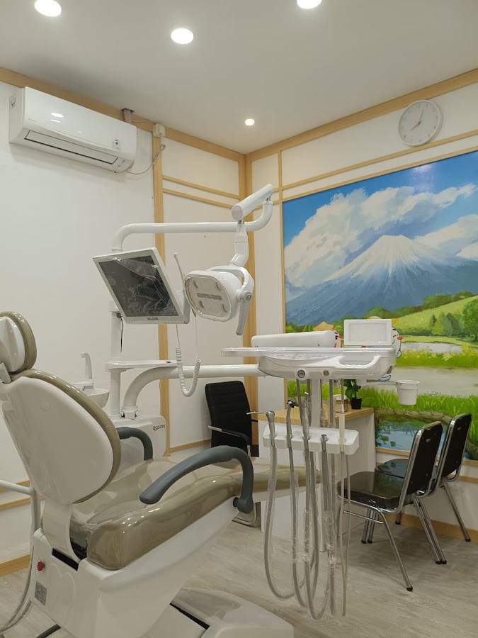 Klinik Gigi Dentes - dental clinic in Medan